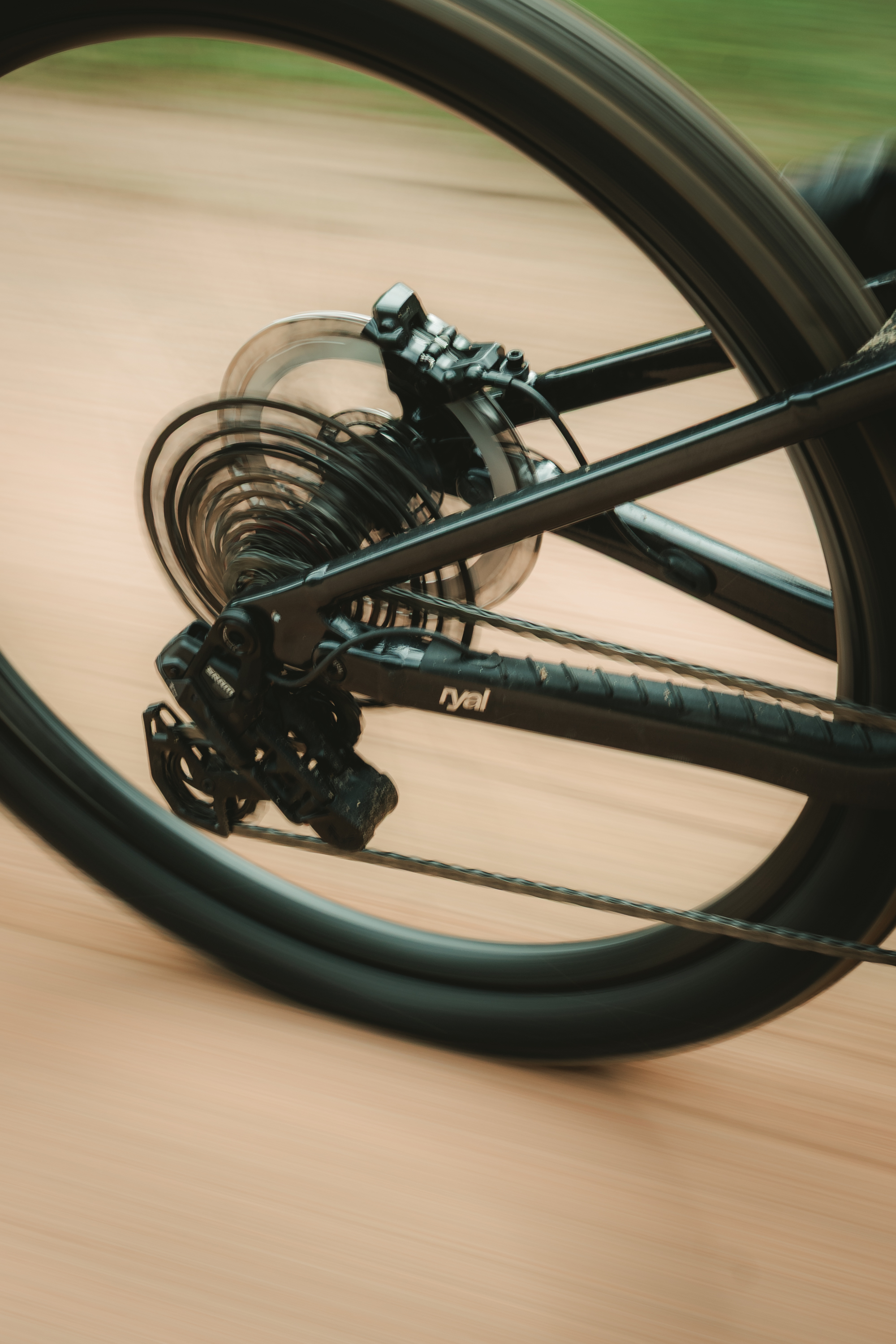 Sram S1000 Eagle AXS T-TYPE drivetrain on Ryal 03 AXS